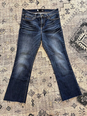 KUT from the Kloth Natalie Kurvy Bootcut Cropped Jeans Size 10